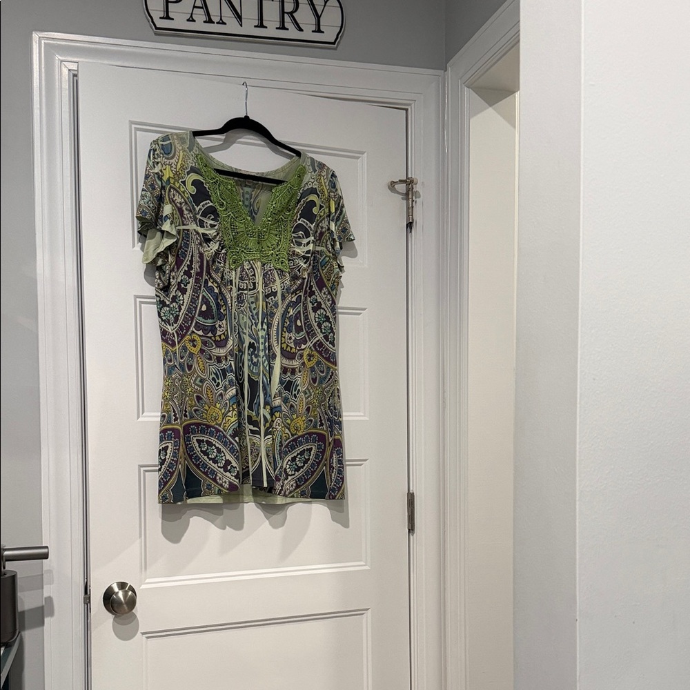 Live and Let Live Multicolor Paisley Blouse
